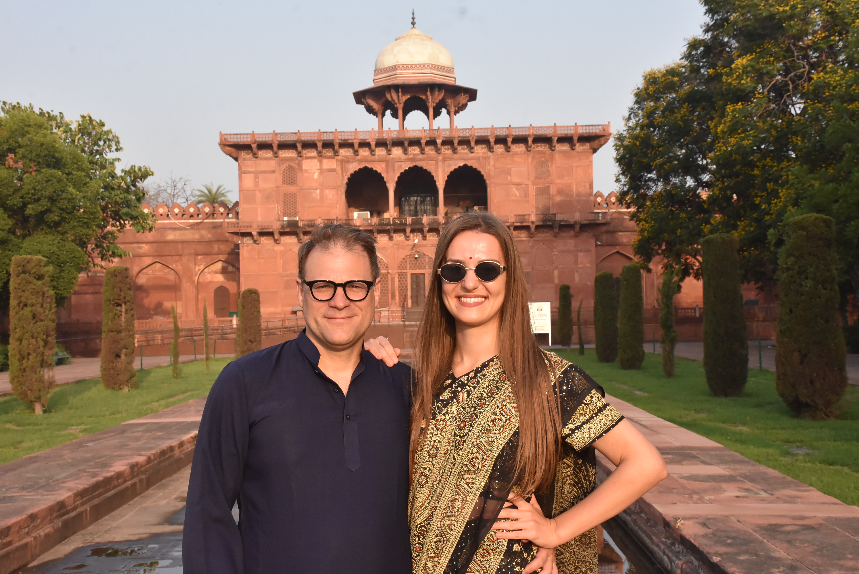 Sunrise Taj Mahal Tour From Delhi with Traditional Indian Dress - 24